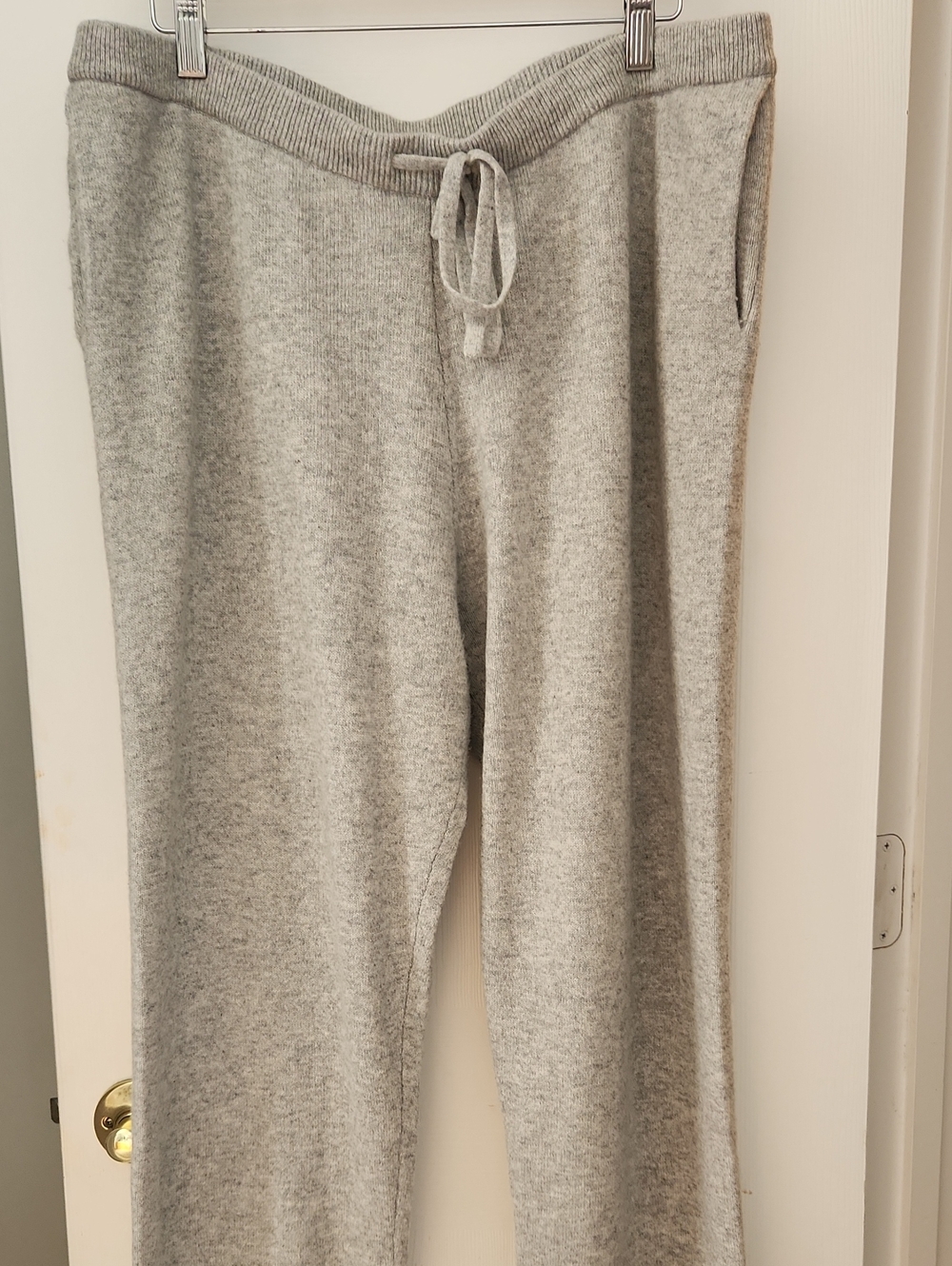 ANTONIO MELANI Cashmere Light Gray Knit Joggers